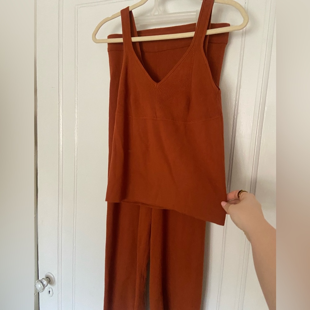 House of Harlow sweater set, tank and flowy knit pant NWT
